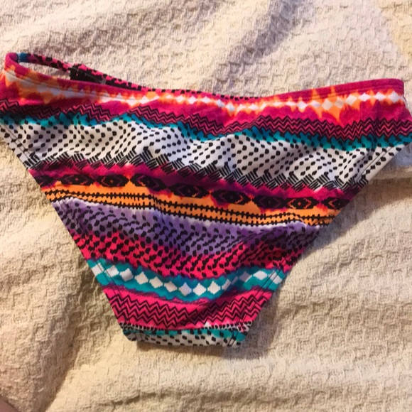 NoBo Aztec print cheeky bikini bottoms - Picture 2 of 4